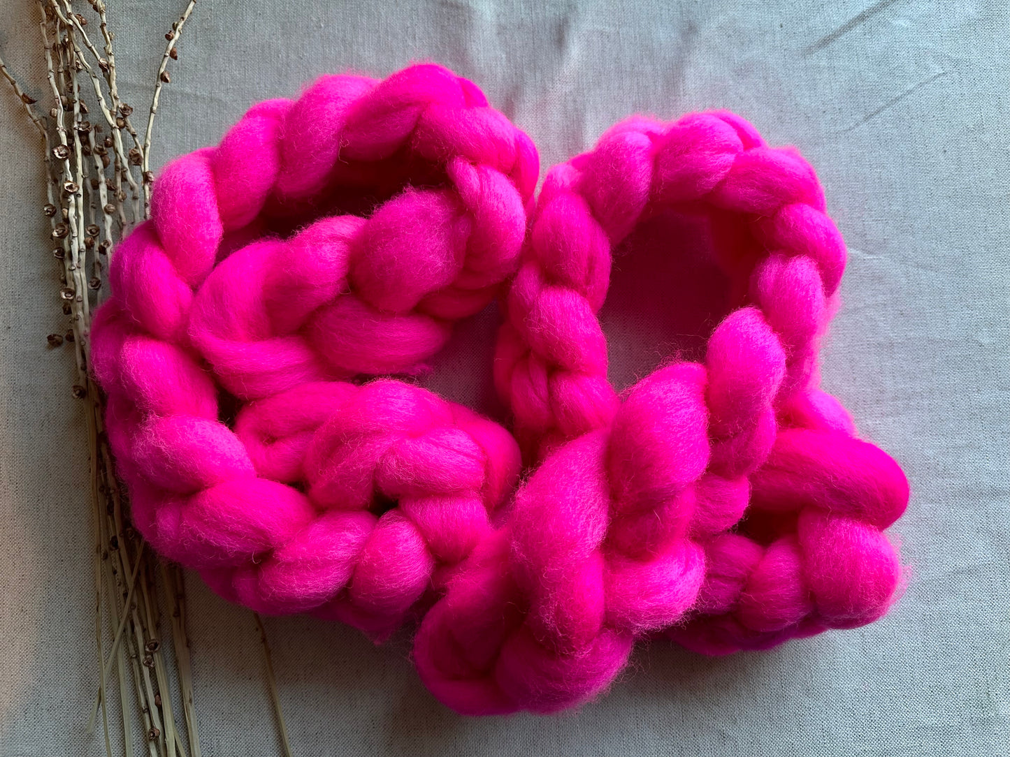 Shocking Pink Cormo Top Spinning Fiber