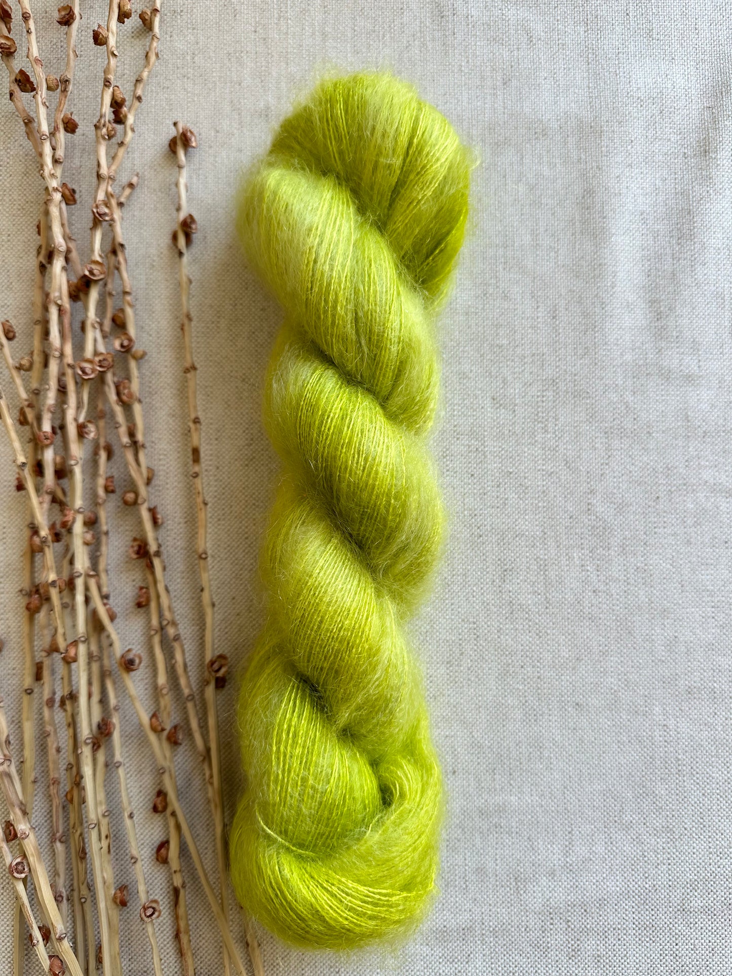 Eeriedescent Kid Mohair Silk