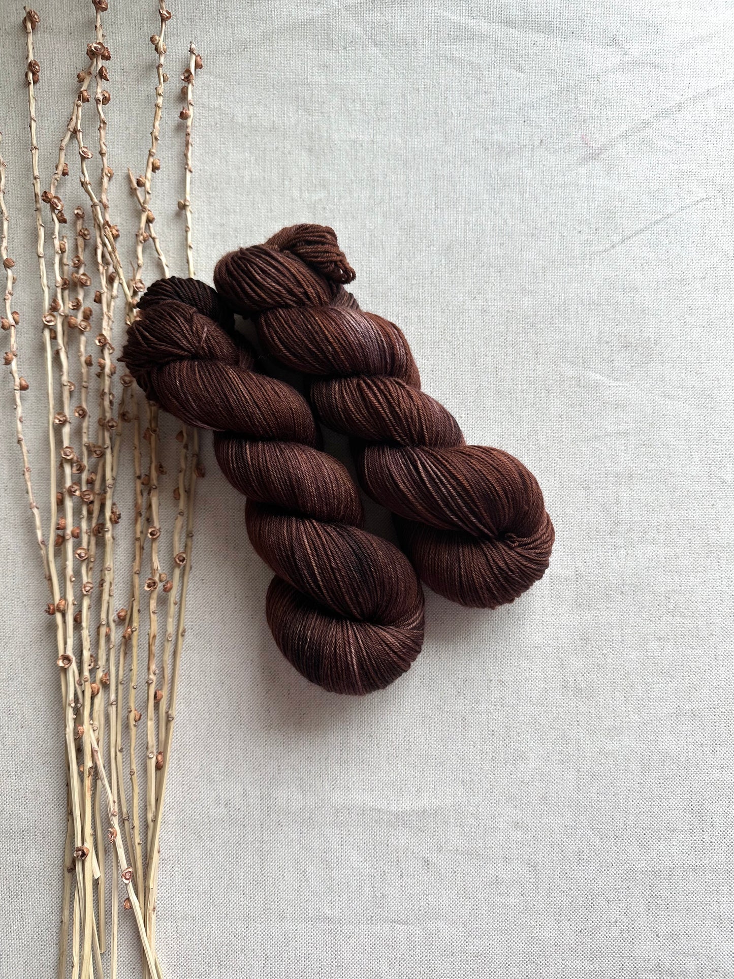 Distressed Maron 100g Skein